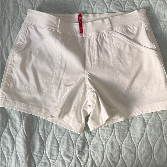 SPANX High Waist Cream Shorts - Picture 1 of 3